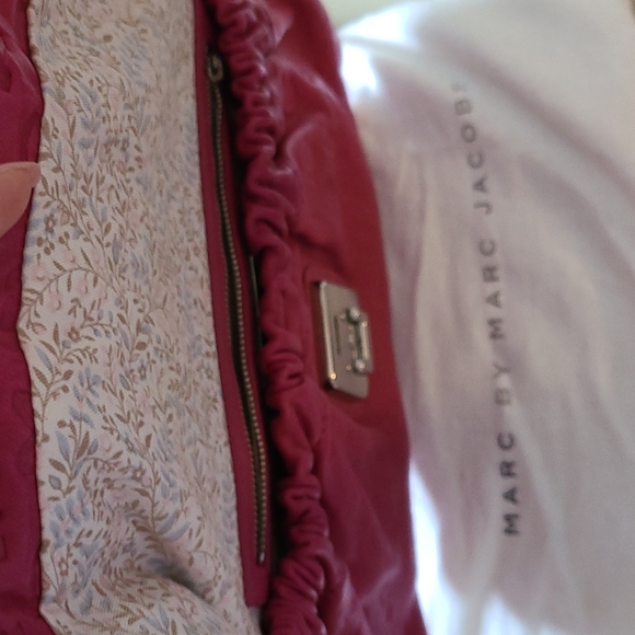 Marc Jacob's clutch - Picture 2 of 3